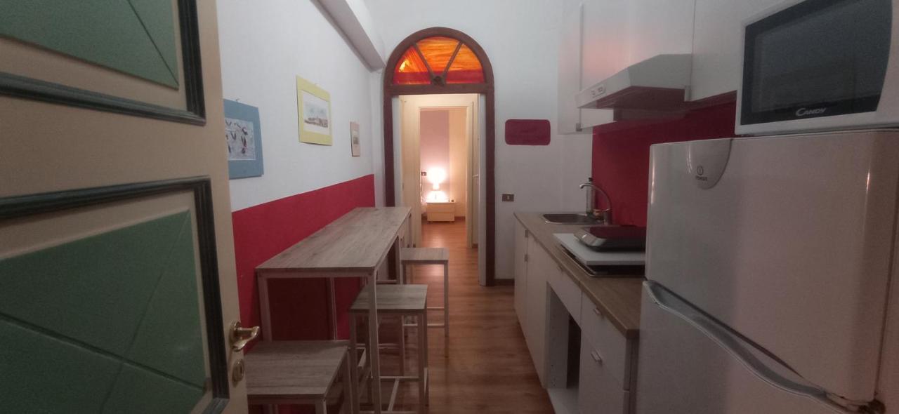 Onlyrooms III - Piazza Jenne Κάλιαρι Εξωτερικό φωτογραφία