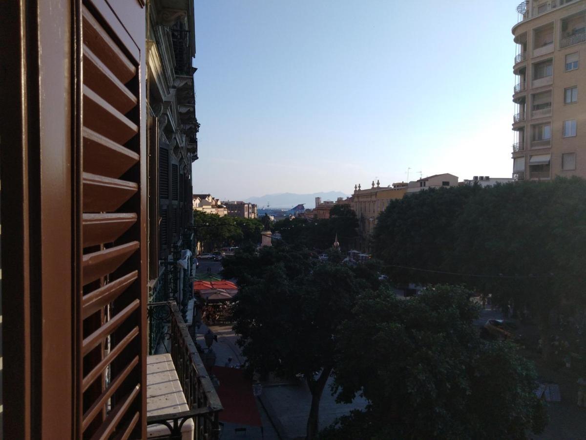 Onlyrooms III - Piazza Jenne Κάλιαρι Εξωτερικό φωτογραφία